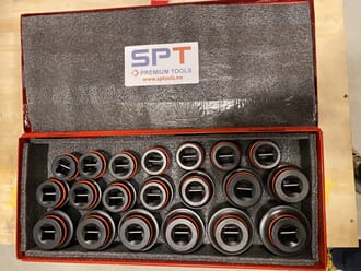 SPT  Socket set 1" 20 psc 32-65MM  in metal box